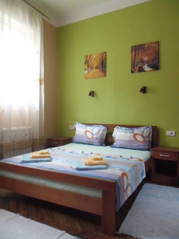 Family Top Rooms Bela Lada Sobe Novi Sad Rom bilde