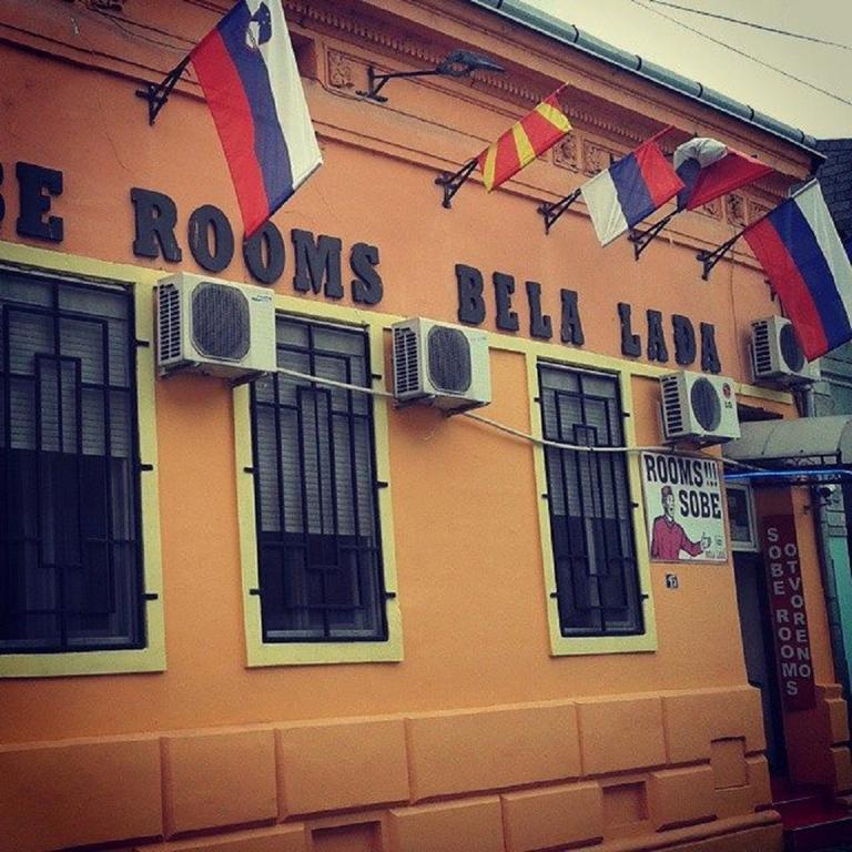 Family Top Rooms Bela Lada Sobe Novi Sad Eksteriør bilde